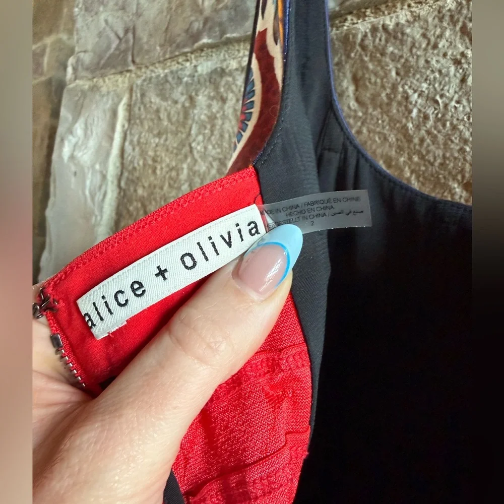 Alice + Olivia Black Dress with Red Interior Accent - Picture 4 of 5